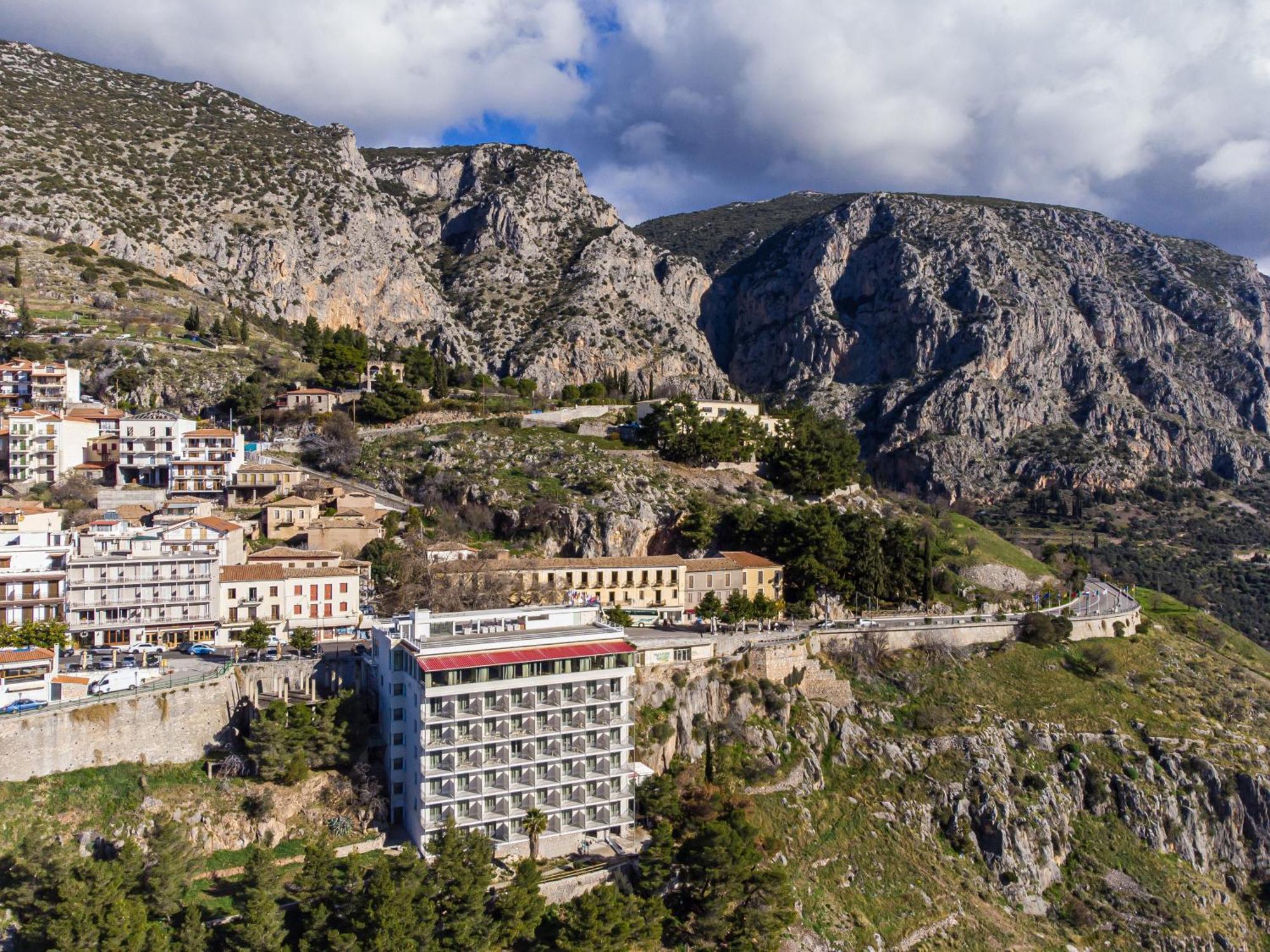 V Hotel Delphoi Kültér fotó